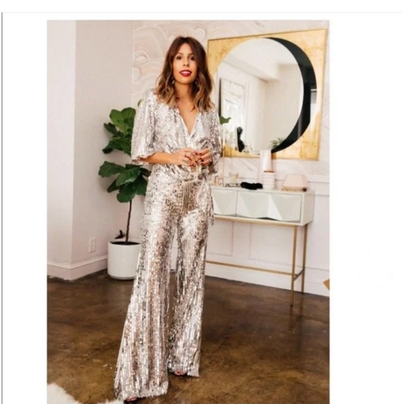 BLOGGERS FAVORITE NWT Zara Shimmering Gold Wide Leg Pants - Picture 2 of 5